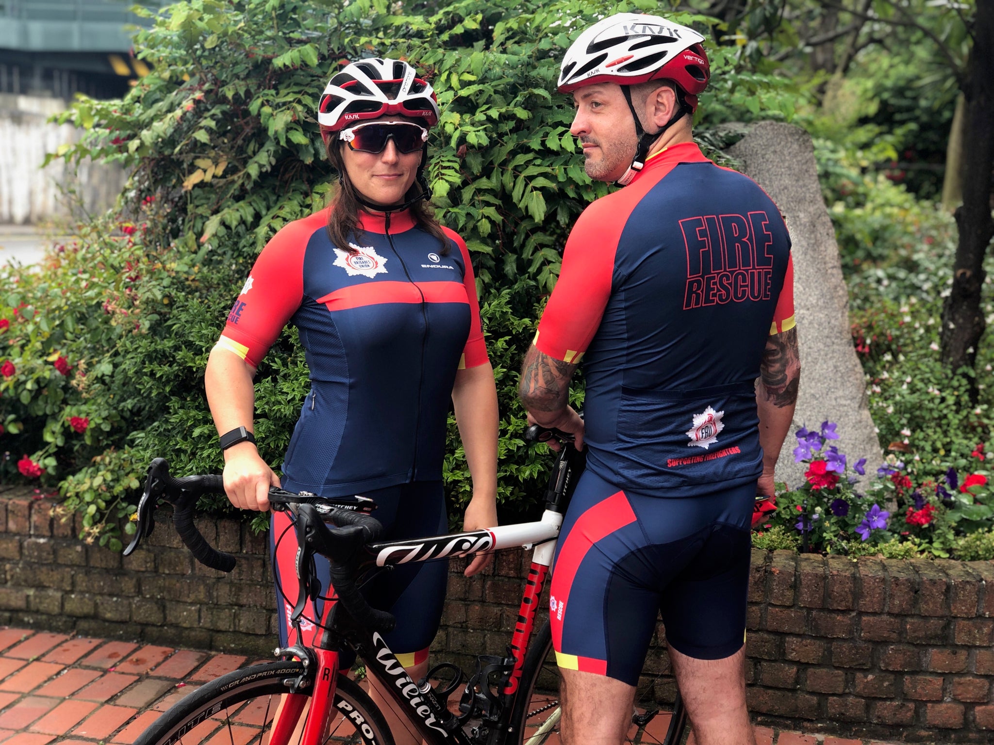 Endura 2024 cycling jersey